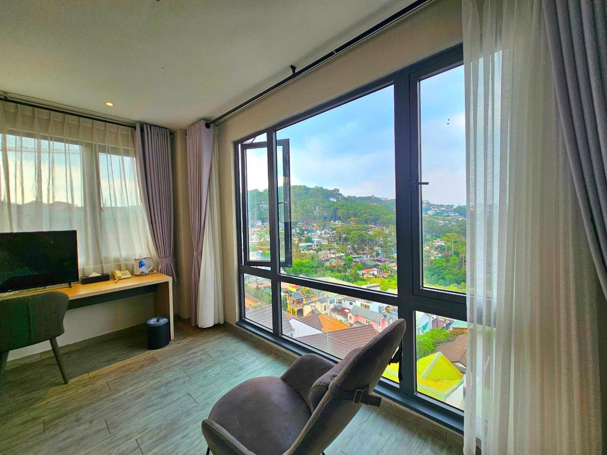 The Luxe Da Lat Hotel Exterior photo